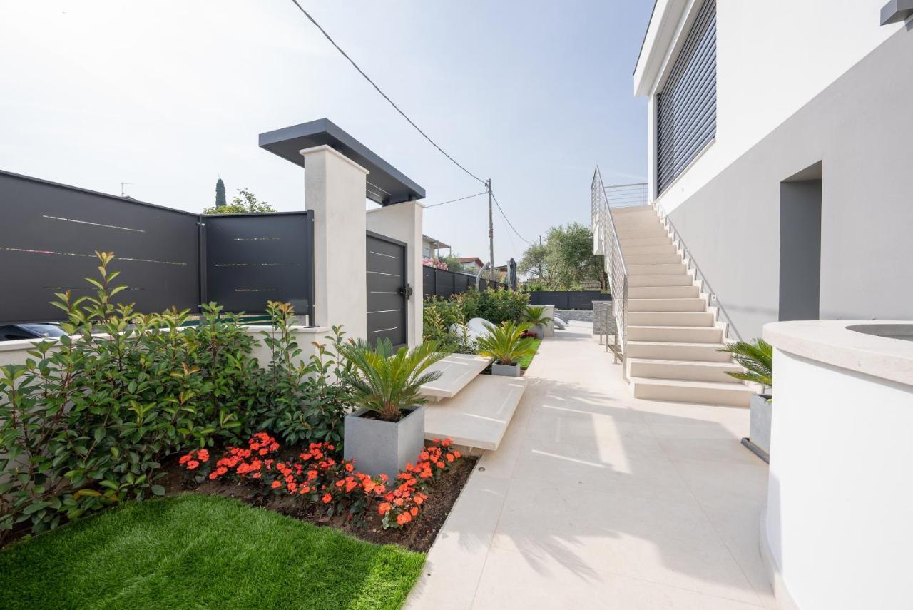 Magic Luxury Apartments 巴多利诺 外观 照片
